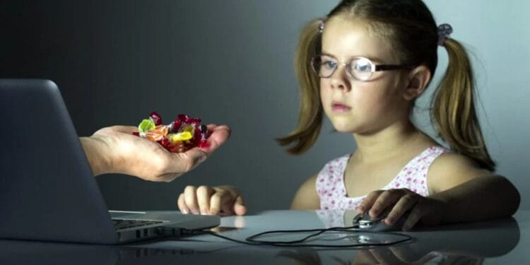 Bărbat reținut pentru pornografie infantilă! Stocase fișiere foto și video cu minori cu comportamente sexuale explicite!