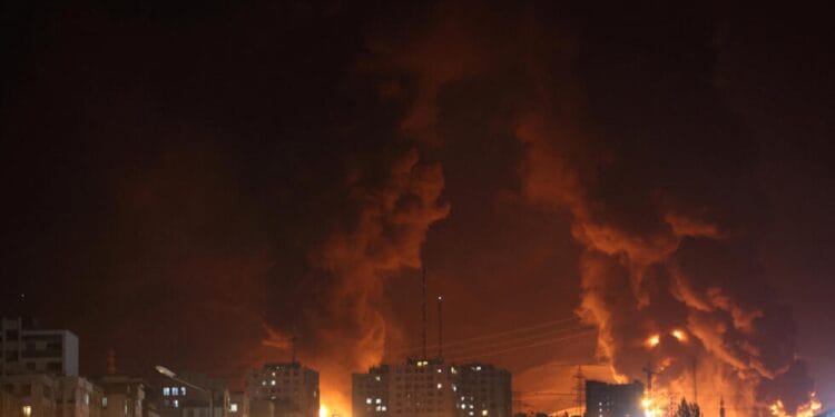 Trump gata să se implice în războiul dintre Iran și Israel. Ce spune președintele Statelor Unite!