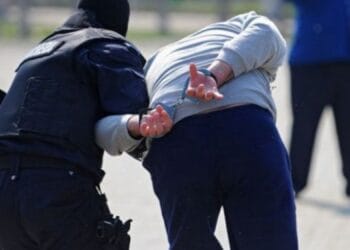 Bărbat reținut după ce a dat o lovitură de 60.000 de euro! Din ce marfă a făcut atâta pagubă…