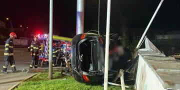 Destin frânt. Un șofer cu permisul suspendat s-a urcat la volan și a provocat un accident rutier. A făcut prăpăd cu bolidul de lux, până și-a pierdut viața într-un mod tragic