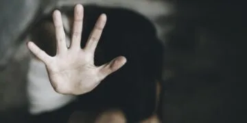 Caz revoltător în Argeș. Două surori minore violate pe repeat de rudelor lor foarte apropiate