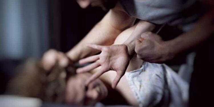 O femeie a reușit să scape de un violator. La ce a recurs respectiva ca să scape de agresiunea sexuală!