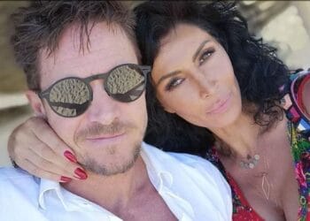 Primul ajutor acordat lui Felix Baumgartner, partenerul prezentatoarei Mihaela Rădulescu, a fost acordat de un italian angajat al ambulanței din regiune!