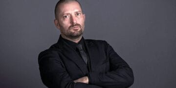 Cheloo, a făcut-o iar ”de oaie”. A ”fluierat” în biserică și a fost auzit de oamenii legii!