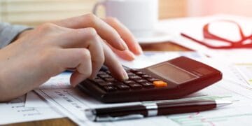 Dispare plafonarea, cresc facturile! Totul a început de astăzi, 1 iulie! Cât vor plăti românii la facturile la energie