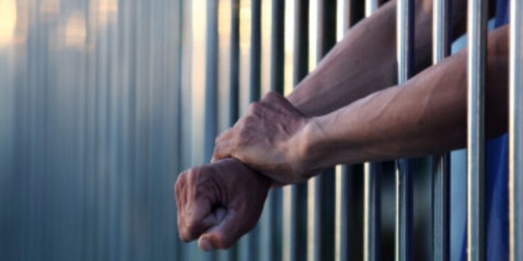 Caz halucinant. Un bărbat a ucis-o pe fosta educatoare și fiul său, într-un mod barbar. Ce a făcut după e strigător la Cer!