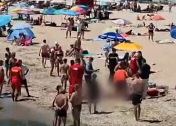Tragedie pe litoral. Un bărbat s-a înecat la 2 Mai! Marea nu era agitată, însă nu se știe cauza care a condus la decesul turistului!