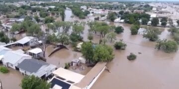 Inundații devastatoare. Cel puțin 27 de oameni au murit, dintre aceștia, 9 sunt copii! O tabără de vară a fost măturată de ape!