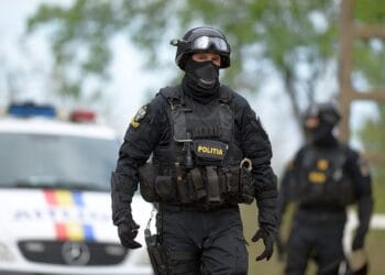 Mafia buletinelor a ajuns din nou în atenția autorităților! Peste 200 de percheziții sunt efectuate la o rețea care vindea acte false