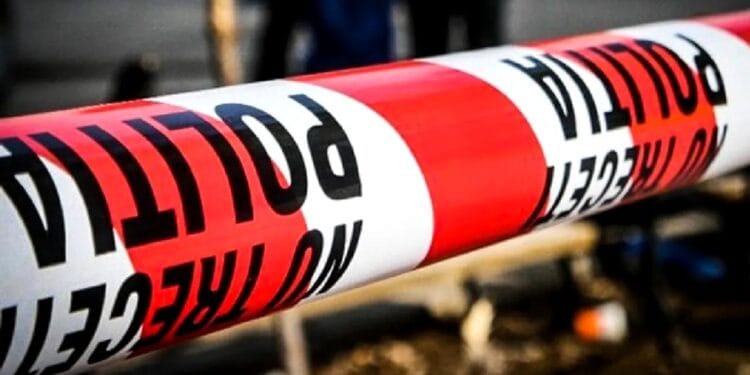 Patru persoane înjunghiate lângă un centru comercial. Polițiștii au reușit să îl identifice și l-au reținut pe agresor!