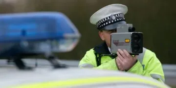 Un tânăr a ”speriat” RADARUL! Cu ce viteză halucinantă a intrat în atenția polițiștilor! Ce sancțiune a primit vitezomanul