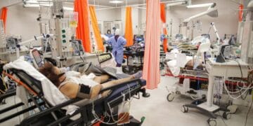 Guvernul a venit cu un set de măsuri privind sistemul sanitar. Spitalele ar putea primi bani în funcție de calitatea serviciilor și numărul de pacienți!