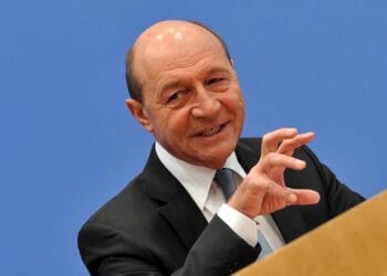 Modificarea legislativă prin care i-au fost retrase anumite beneficii fostului președinte Traian Băsescu este neconstituțională!