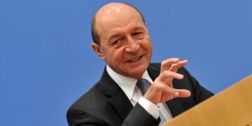 Modificarea legislativă prin care i-au fost retrase anumite beneficii fostului președinte Traian Băsescu este neconstituțională!
