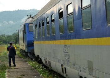 Caz șocant pe căile ferate. Un tren și-a pierdut vagoanele pline cu oameni pe traseu. Viața bate filmul