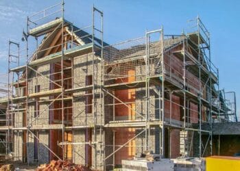 Construcțiile ilegale vor fi descoperite cu dronele! La construcțiile descoperite fără autorizație se majorează impozitul 100%!