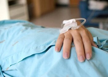 Caz de o violență extremă! O femeie bolnavă de cancer a fost omorâtă în bătaie de partenerul de viață!