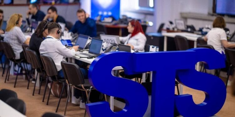 STS. 20 de studenți norocoși au fost selectați pentru a participa la o tabără de vară! Bootcamp STS este o platformă de mentorat, dialog și networking profesional!