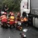 Accident grav pe șosele. Au fost implicate un autotren, un autocar și o motocicletă. Conducătorul de pe moto, a murit pe loc!