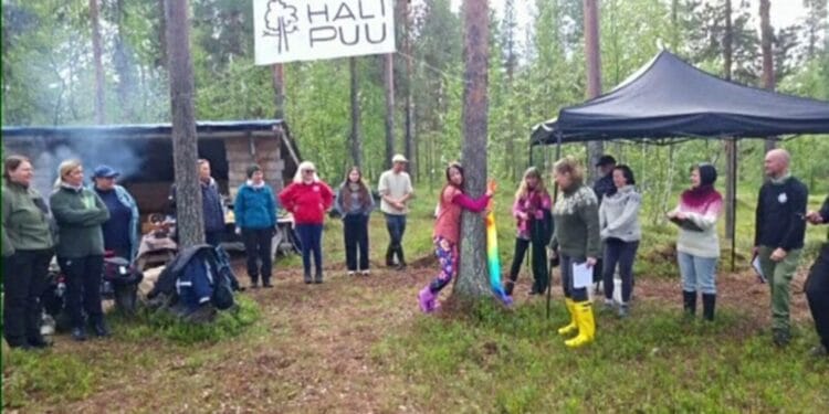 Un campionat mondial neobișnuit a ajuns la cea de-a șasea ediție! Ce probe ciudate trebuie să treacă participanții!