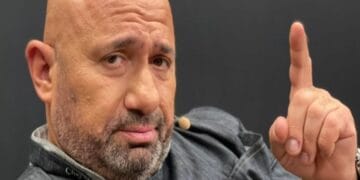 Chef la cuțite, acum trebuie să taie din banii personali. Câte mii de euro trebuie să plătească daune morale la Antena 1 după ce a pierdut procesul!