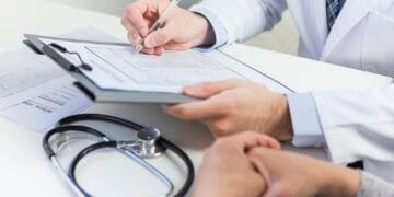 Schimbări majore în sistemul de sănătate! S-au modificat regulile privind concediul medical! Mult mai puțini bani pentru cei care nu mai pot să muncească