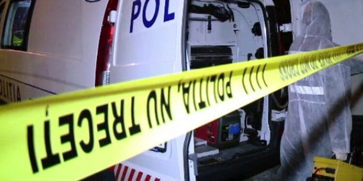 Copil înecat în fosa septică a Căminului Cultural din sat! A fost scos fără suflare, chiar de tatăl său!