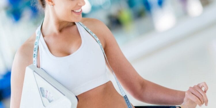 SĂNĂTATE cu SENS. Curele de slăbire, drastice, din gură, în gură! Când promisiunile rapide devin pericole reale!