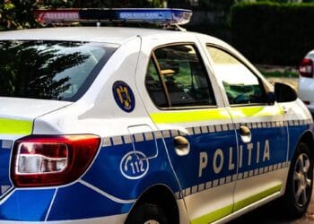 Încă un deținut a evadat! A sărit pe geamul ambulanței care-l transfera la spitalul Penitenciar!