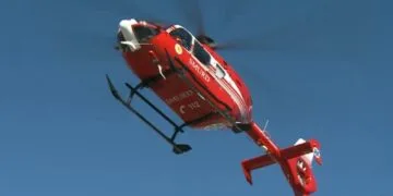 Turist salvat dintr-o prăpastie de peste 100 de metri! A fost extras cu elicopterul!