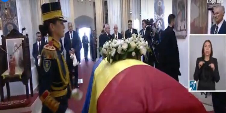 Președintele Nicușor Dan absent de la înmormântarea lui Ion Iliescu. Doar Emil Constantinescu, ca fost președinte dar mulți absenți din PSD. La Geoană e tăcere totală!