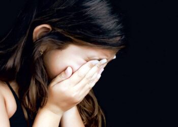 Minoră agresată sexual de un bărbat de 75 de ani! Bătrânul a fost arestat preventiv pentru 30 de zile!