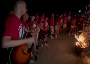 Imagini uimitoare. Tabăra chitariștilor din Argeș. Unde, unde au fost surprinși? Tocmai în Deltă la Sulina!