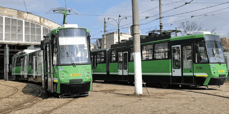 Pe două linii de tramvai circulația va fi suspendată. Cu ce vor putea merge bucureștenii pe tronsoanele respective