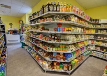 Comercianții au luat măsuri drastice! Furturile din magazine s-au înmulțit! Alimentele sunt vizate de hoți!