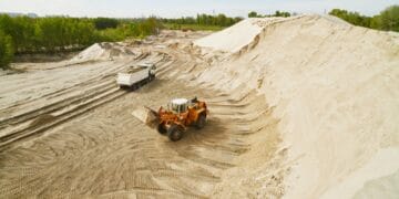 Garda de Mediu a descins la  firme cu activităţi din domeniul exploatării agregatelor minerale, fabricării betonului şi a mixturilor asfaltice!