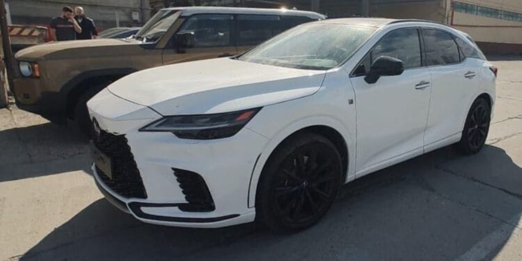 Bolizi de lux furați din Spania și descoperiți în Portul Constanța! Urmau să ajungă în Turcia!