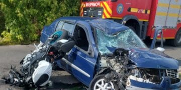 Tragedie pe drum. O motocicletă a unui bărbat de 33 ani s-a ciocnit cu un autoturism. A murit pe loc, din impactul puternic!