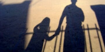 O alertă de răpire a pus pe jar polițiștii. O tânără de 19 ani și fiul ei minor au fost victimele infracțiunii