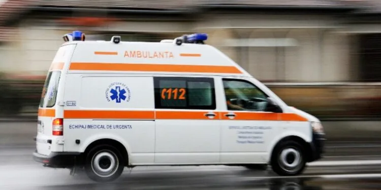 Lovită de un TIR când pleca de la Poliție. Tânăra fusese audiată în legătură cu agresarea iubitului ei!