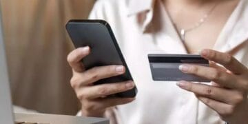 Țeapa vieții. Cum a pierdut o femeie economiile după ce le-a băgat la un fond de investiții care i-au înghițit toți banii!