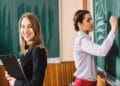 Adevărul despre salariile din Educație: Cât câștigă cu adevărat dascălii: învățătoare versus profesor