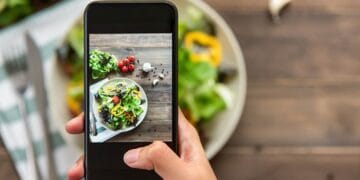 SĂNĂTATE cu SENS. Cât de grozave sunt dietele extreme din social media?