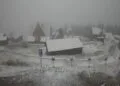 Alertă meteo în România. Primul strat de zăpadă s-a așternut, ploi, frig. Iarna își intră în drepturi, spre disperarea șoferilor