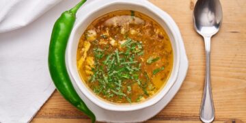 Pentru că își considera socrul vinovat de divorțul său, un bărbat a încercat să îl omoare de două ori!