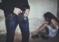 Nigerian arestat pentru că a violat o prostituată! Acesta a reacționat agresiv pentru că femeia a cerut banii pentru serviciile sexuale în avans, iar el nu îi avea!