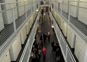 Ministrul Marinescu vine cu propunerea ca toți deținuții să muncească! Aceștia ar putea fi angajați la diverse companii!