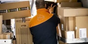 Au reînceput furturile din colete! Au sustras produse care ajung la sume importante!