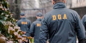 Polițiștii cercetați de ofițerii DGA pentru comiterea mai multor infracțiuni! Oamenii legii erau la Rutieră!