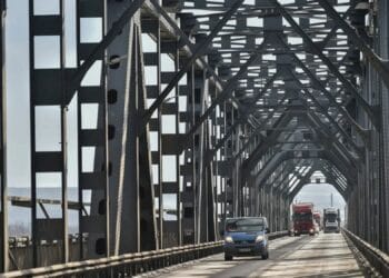 Restricții de circulație pe Podul Prieteniei, pentru lucrări de construcție